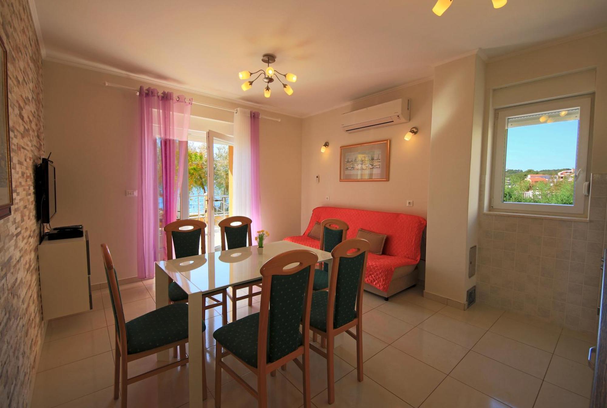 Apartments Superba ブロダリツァ 部屋 写真