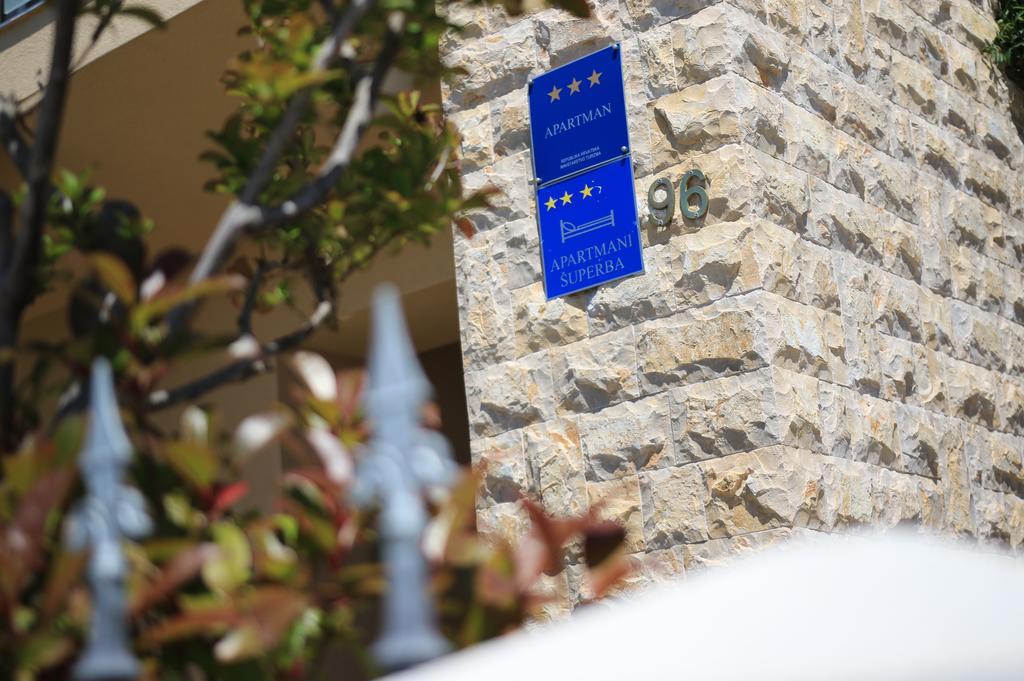 Apartments Superba ブロダリツァ エクステリア 写真